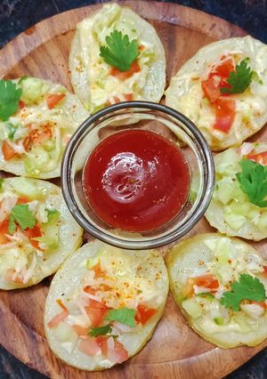 A picture of Cheesy potato bites.