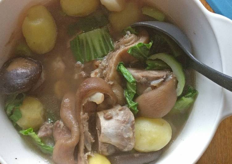 How to Prepare Super Quick Homemade Pork hock vege stew