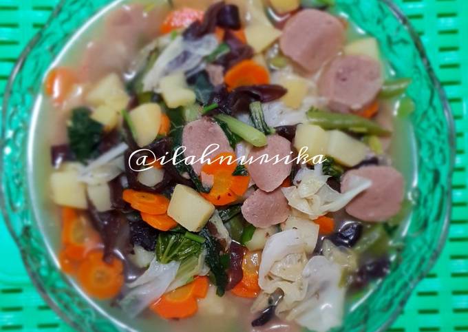 Resep 13. Sayur SOP Weekend Yang Bikin Ngiler