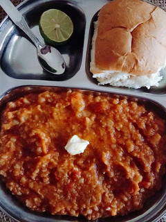 பாவ் பாஜி (Paav Bhajji Recipe in Tamil) செய்முறை முக்கிய புகைப்படம்