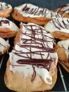 Una foto de Torrijas con chocolate