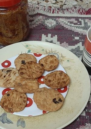મેંદાની ફરસી પૂરી (Maida Farsi Poori Recipe In Gujarati) રેસીપી મુખ્ય ફોટો