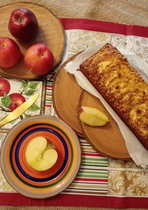 Foto di Plumcake con le mele e granola nell'impasto
