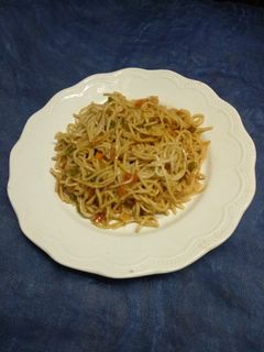 નુડલ્સ (Noodles Recipe In Gujarati) રેસીપી મુખ્ય ફોટો