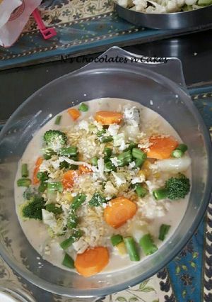 A picture of Cauliflower Alfredo Sauce.