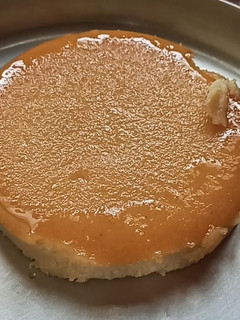 கேரமல் பிரட் கேக் (Caramel bread cake recipe in tamil) செய்முறை முக்கிய புகைப்படம்