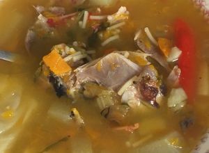 Una foto de Sopa de pescado a mi estilo