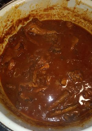 Una foto de Chiles chipotles adobados caseros