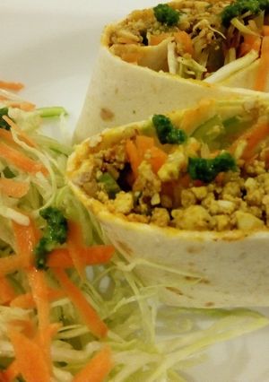 A picture of Mashed Egg masala wrap.