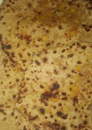 A picture of Chana dal parantha.