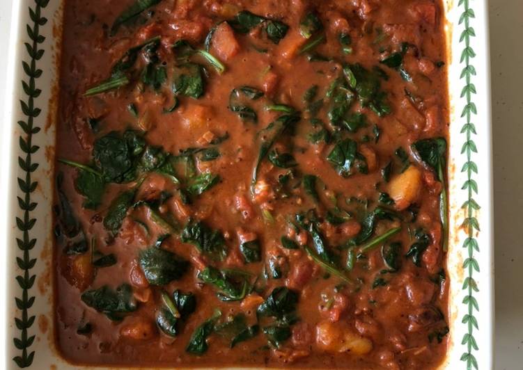 Recipe of Favorite Spinach, Tomato &amp; Potato Curry