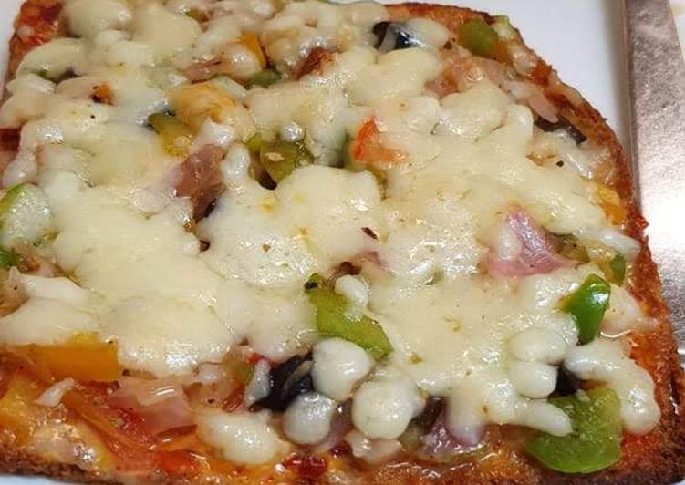 Step-by-Step Guide to Make Homemade Bread Pizza