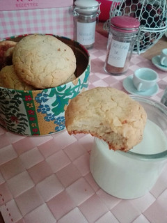 Una foto de Galletitas de yema de huevo