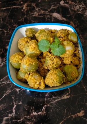 ભરેલા ગુંદા નું શાક (Bharela Gunda Shak Recipe In Gujarati) રેસીપી મુખ્ય ફોટો