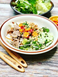 Hình của món Bún Bò Xào Nam Bộ.