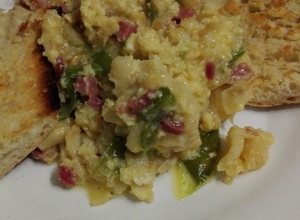 Foto principal de Revuelto de migas de bacalao
