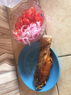 A picture of Samaki kachumbari😋👌.
