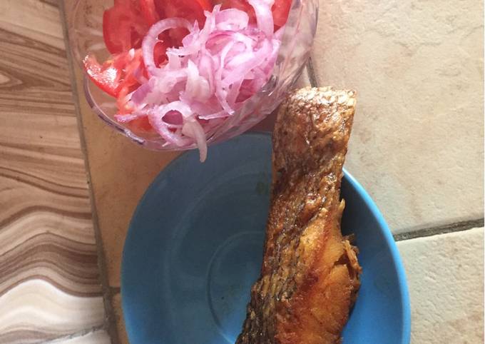 Samaki kachumbari😋👌