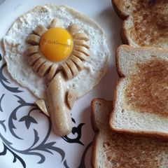A picture of Egg Sunflower.