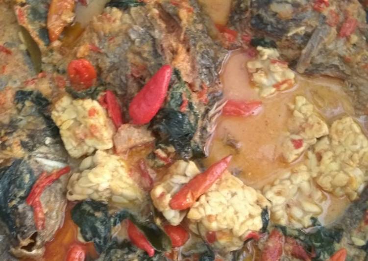 Resep Bumbu Dapur Ikan mujaer kuah santan pedas
