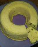 Rosca de elote con rajas de chile y queso asadero