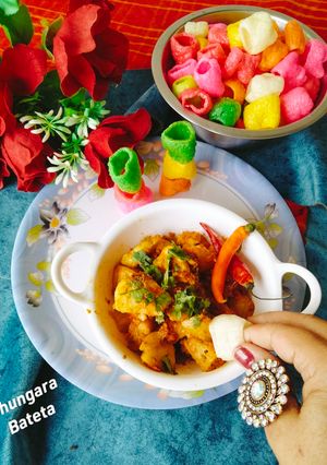 A picture of Bhungara Bateta (Bhavnagar style Bhungara Bateta).