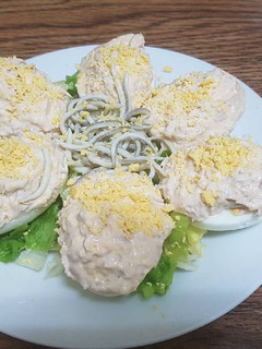 Una foto de Huevos rellenos
