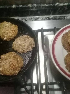 Una foto de Hamburguesas de lentejas aprox 14 !