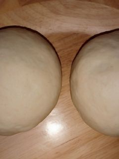 صورة لوصفة عجينة البيتزا الرقيقة