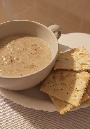 A picture of Cooked Oatmeal / Porridge.