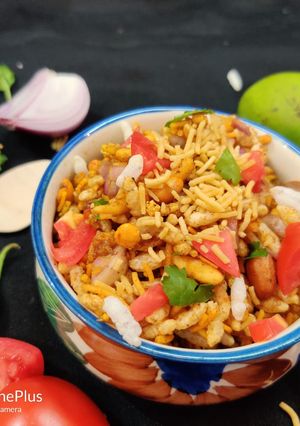 A picture of Chatpati bhel.
