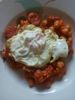 Una foto de Garbanzos con chorizo