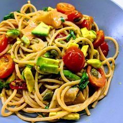 A picture of Zesty Smoked Salmon Linguine.