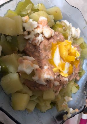Una foto de Salsa para ensaladas, carne o lo que sea que quieras condimentar