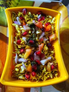 चटपटी भेलपुरी,(chatpati bhel puri recepie in hindi) रेसिपी मुख्य फोटो