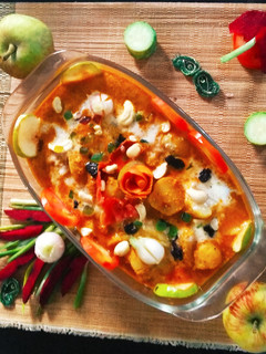 દમ આલુ(Dum Aloo Recipe in Gujarati) રેસીપી મુખ્ય ફોટો