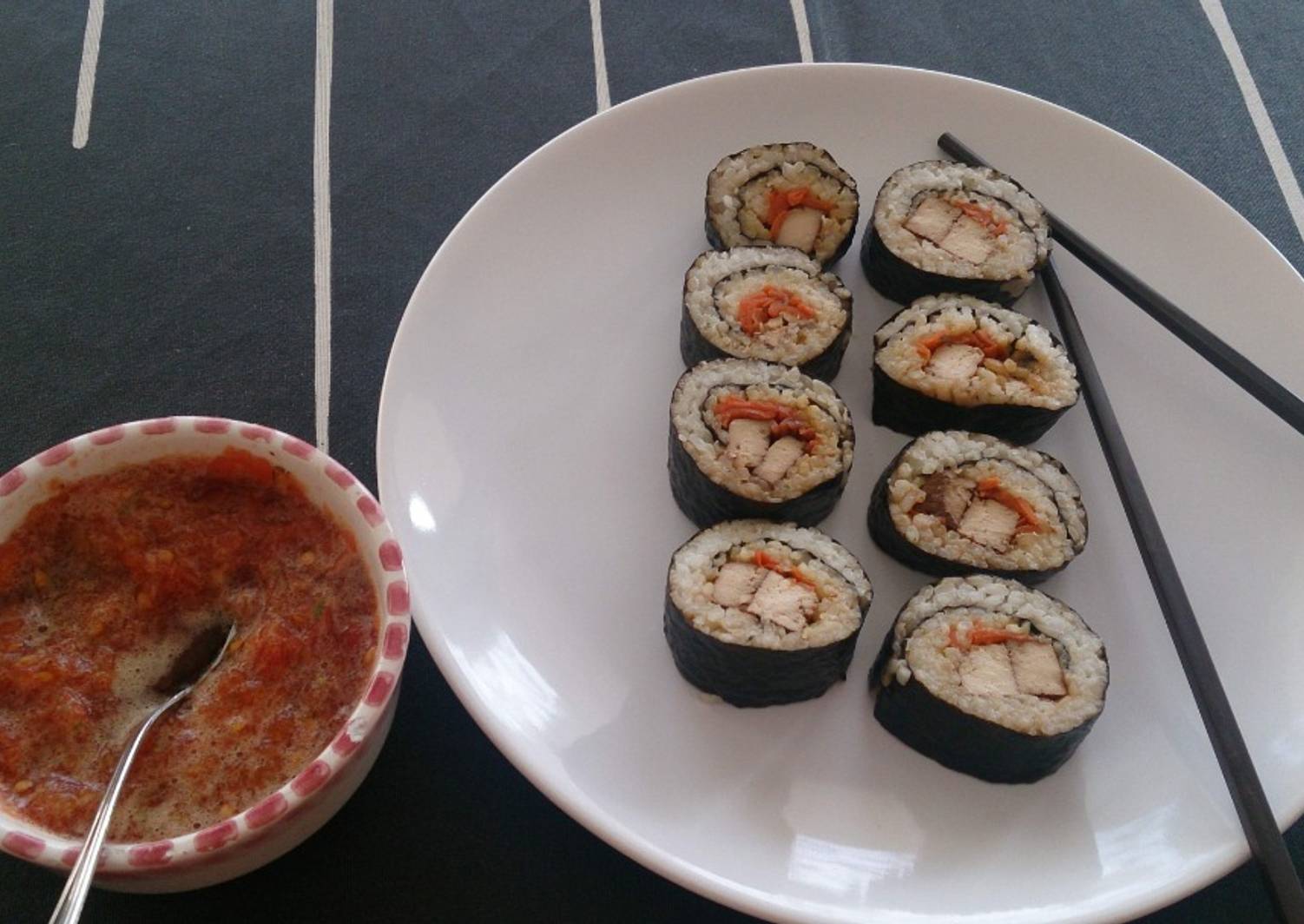 Maki sushi de tofu marinado y zanahoria Receta de Mónica Royo Cookpad