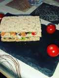 Crackers de ensalada templada de bacalao