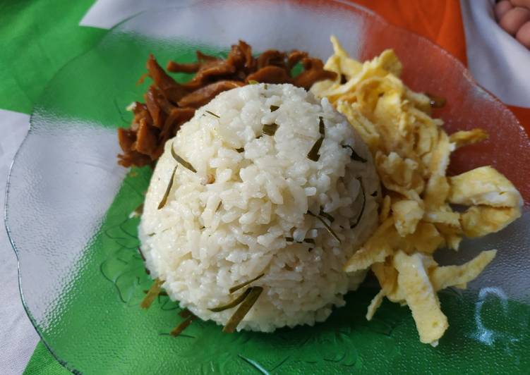 Nasi Daun Jeruk Rice Cooker