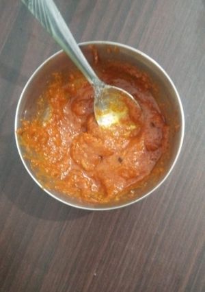 A picture of Red chilli chutney.