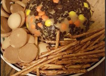 How to Prepare Yummy Peanut butter and Reeses pieces Dip