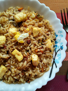 A picture of Paneer-egg fried rice.