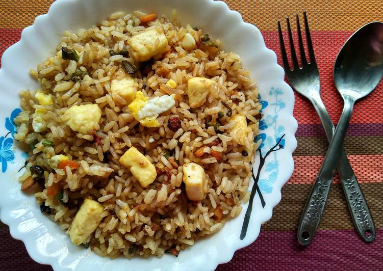 Steps to Prepare Appetizing Paneer-egg fried rice