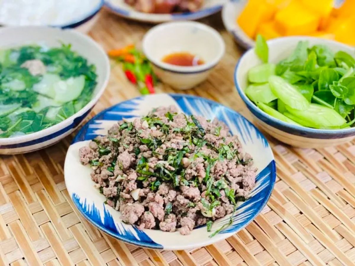 Thịt Bò Xay Xào Lá Lốt