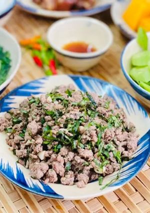 Hình của món Thịt Bò Xay Xào Lá Lốt.