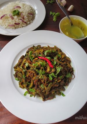 বেসন করলা (besan karela recipe in bengali) রেসিপির প্রধান ছবি