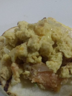 Una foto de Huevos perico