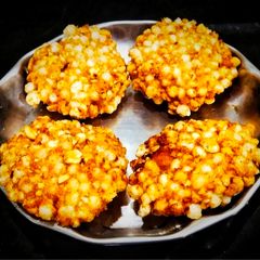 A picture of Sabudana Vada.
