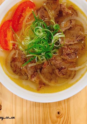 Hình của món Bún bò cà chua.