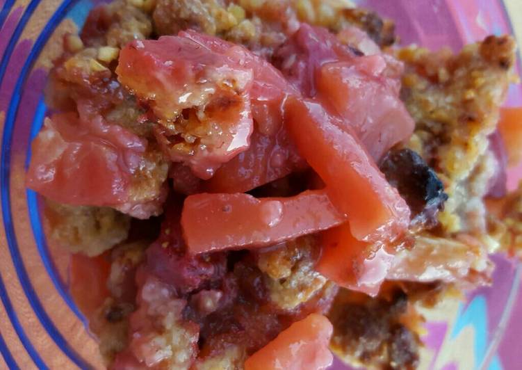 Crumble pomme fraise pralin